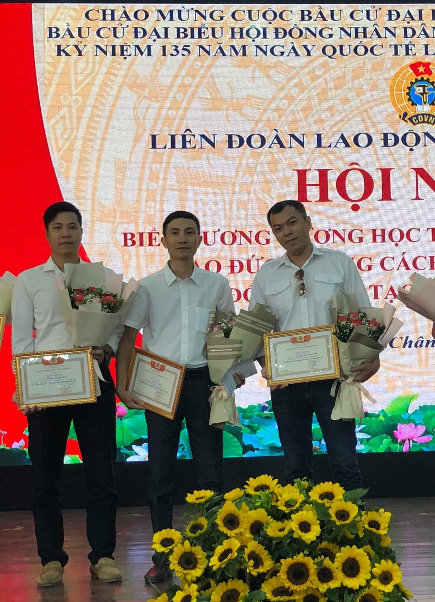 z4470714188361 ce9d42c03b93090ccc36256cde168b22